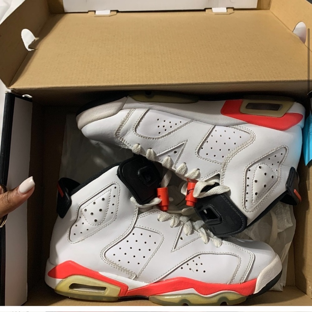 Infared 6 size 5.5 boys